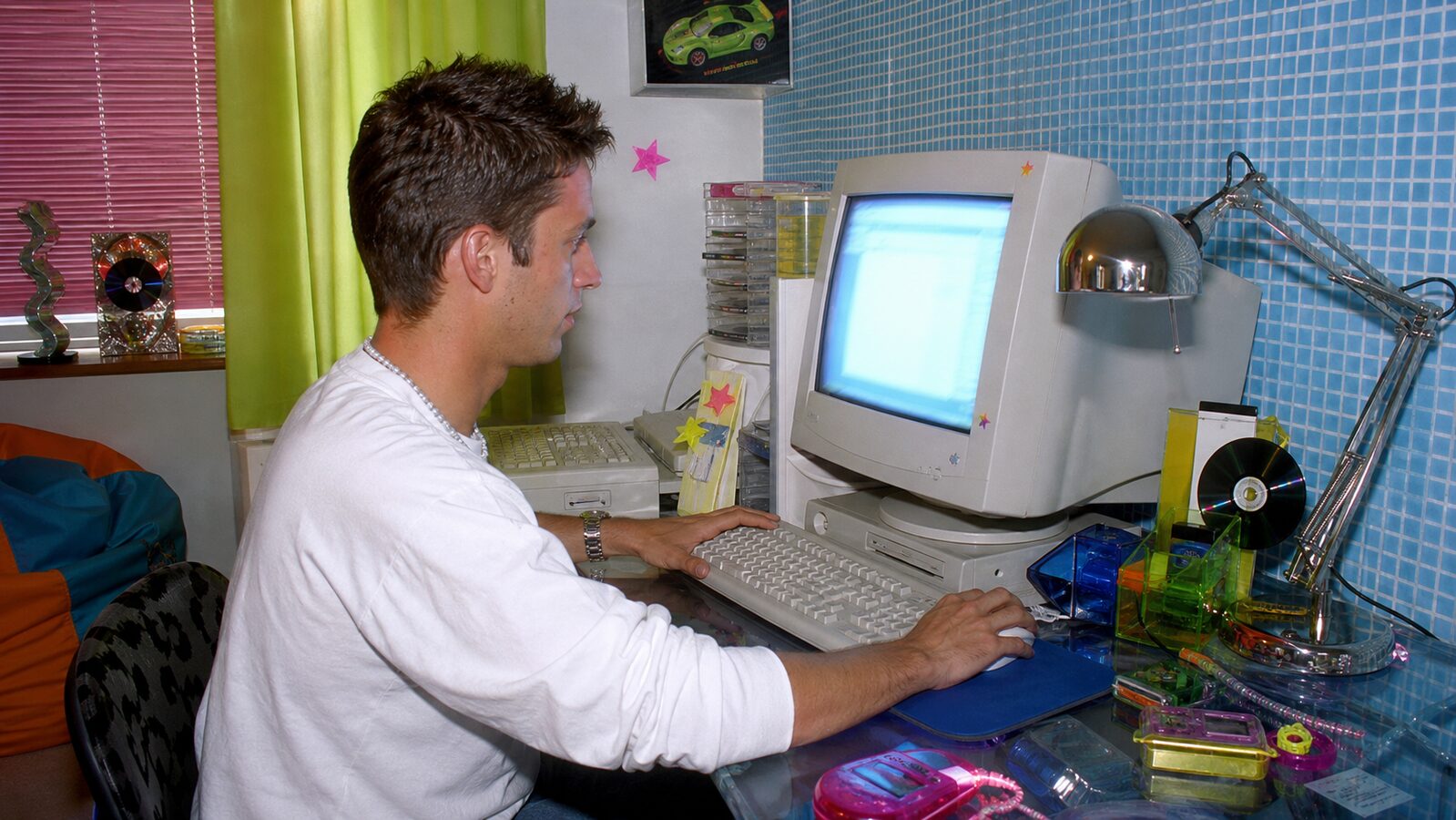 Cybercore aesthetic: In use dossier scene