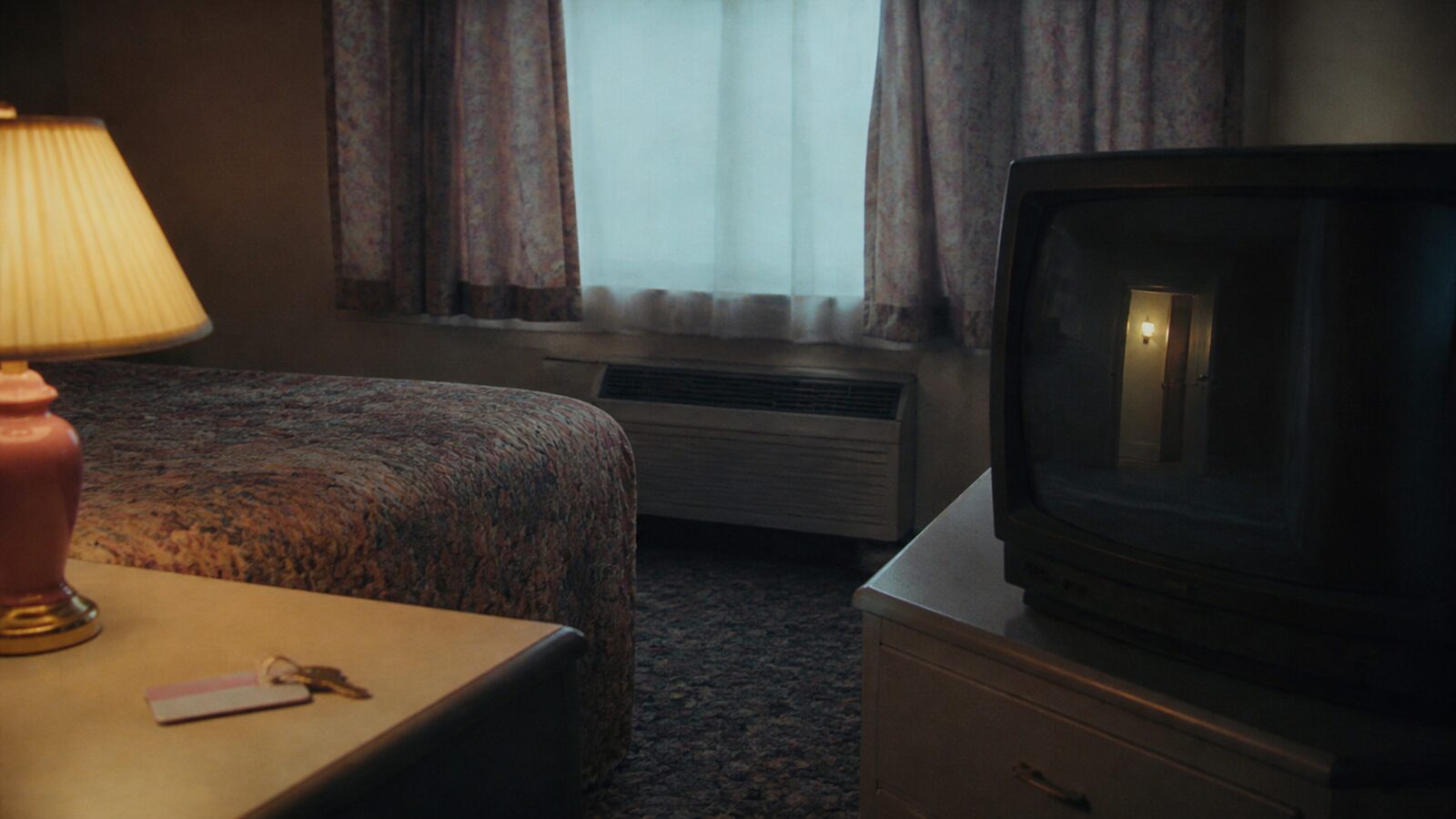 Dreamcore aesthetic: Afterimage dossier scene