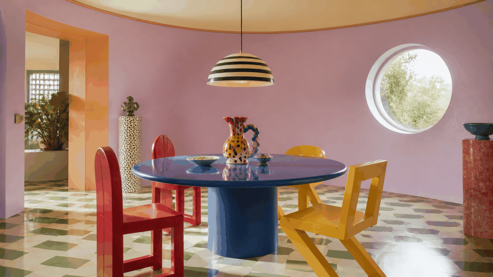 Post-Modernism aesthetic: Dining dossier scene